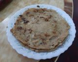 A picture of step 3 of Khoya sweet chapati.