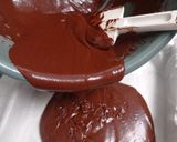 Foto langkah ke 7 dari resep Brownies Sekat 20*20 Anti Giung + Tips Fudgy Shiny Crust.