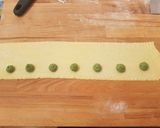 Foto del passaggio 2 della ricetta Ravioloni di magro burro e salvia