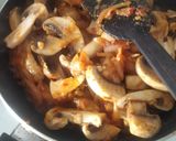 A picture of step 3 of Chilli garlic mushroom.