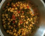 Foto del paso 11 de la receta Potaje de garbanzos y berzas