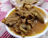 A picture of step 4 of Sira Masala/Goat Head Yoghurt Gravy.
