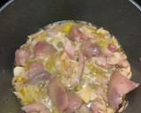 Foto del paso 5 de la receta: Cabecina confitada con setas