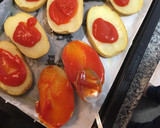 Foto del paso 2 de la receta: Patatas-pizza momia para Halloween 👻