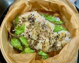 A picture of step 1 of Korean-spiced Ray with Kiwiberry Salad.