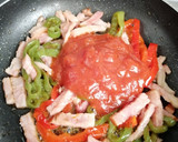 Foto del paso 4 de la receta: Tostas de pimientos y bacon