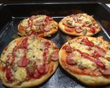 Foto langkah ke 6 dari resep Pizza mini Q.