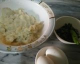 A picture of step 1 of Nargasi kabab with tea.