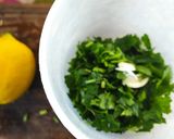 Foto del paso 2 de la receta: Salsa de perejil