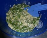 Foto langkah ke 7 dari resep Omelet Popeye.
