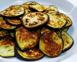 Foto del paso 1 de la receta: LASAGNA De🍆Berenjena y Tomate🍅al Perejil Dulce...!🌿