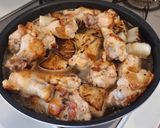 Foto langkah ke 4 dari resep Braised Chicken Drumstick with Daikon.