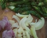 Foto langkah ke 1 dari resep Oseng Kikil Lombok Ijo.