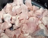 Foto langkah ke 1 dari resep Ayam Lada Hitam (Chicken Blackpepper) tanpa Paprika.