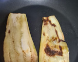 Foto del paso 1 de la receta: Rollitos de berenjena con queso Brie y jamón serrano