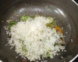 A picture of step 4 of One Pot Makhana Vegetable Pulao.