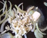 Foto langkah ke 7 dari resep Broccoli sautee with garlic butter.