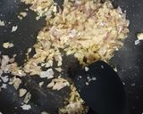 A picture of step 3 of சிக்கன் பராத்தா கிரீப்ஸ்.