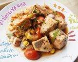 รูปขั้นตอนการทำที่ 3 ของ ยำปลาเเซลมอล(คลีน)