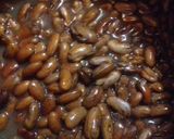 A picture of step 1 of Kidney bean with rice.