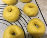 Foto langkah ke 6 dari resep Donat Empuk Labu Orange.