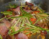 湘炒腊肉的食譜步驟10照片