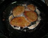 Foto del paso 4 de la receta: Milanesas de cerdo al disco de arado