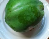 A picture of step 1 of Raw papaya pickle.