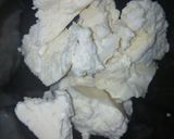 A picture of step 2 of Frozen Milk Smoothy.