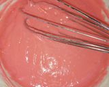 Foto langkah ke 2 dari resep Strawberry chiffon cake.
