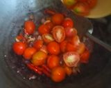 Foto langkah ke 4 dari resep Sambal Tomat Kemangi.