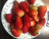 Foto del paso 1 de la receta: Fresas con crema casera