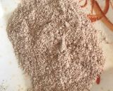 A picture of step 1 of Homemade soup seasoning.