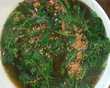 Hình bước làm 2 của món Rau ngũ gia bì nấu đầu tôm