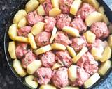 Foto del paso 4 de la receta Tarta de albóndigas de carne y patatas
