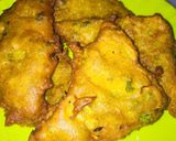 A picture of step 8 of Kashmiri bread pakora.