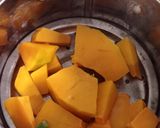 Foto langkah ke 1 dari resep Bubur Biji Salak Labu Kuning.
