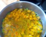 Foto del paso 1 de la receta: Sopa de verduritas con tortilla de huevo