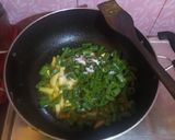 আলু পেঁয়াজকলি দিয়ে মৌরলা মাছের চচ্চড়ি(aloo peyajkali diye mourala chochori recipe in Bengali) রেসিপির ধাপ 3 ছবি