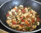 Foto del paso 3 de la receta: Espaguetis con pollo <agridulce >