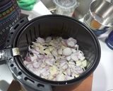 【影片】泰式大蝦青芒沙拉 【老娘的草根飯堂】的食譜步驟3照片