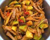 Hình bước làm 6 của món Chân gà sốt thái