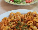 Foto del paso 1 de la receta: Tortellini a la napolitana