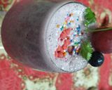 ஸ்ட்ராபெரி மில்க்ஷேக் (Strawberry milkshake recipe in tamil) ரெசிபி ஸ்டேப் 2 புகைப்படம்