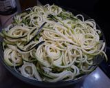 Foto del paso 1 de la receta Espaguetis de calabacín con gorgonzola y almendras