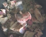 Foto del paso 1 de la receta: Costillas de puerco con verdolagas