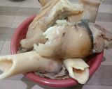 Foto langkah ke 1 dari resep Sop Kikil Sapi.