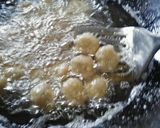 Foto langkah ke 5 dari resep *cilok goreng*.