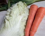Foto langkah ke 3 dari resep Sup sawi putih.