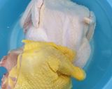 A picture of step 1 of Organic Yellow Skin Salted Chicken.